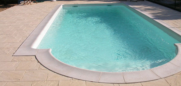 Création piscine béton à Alès