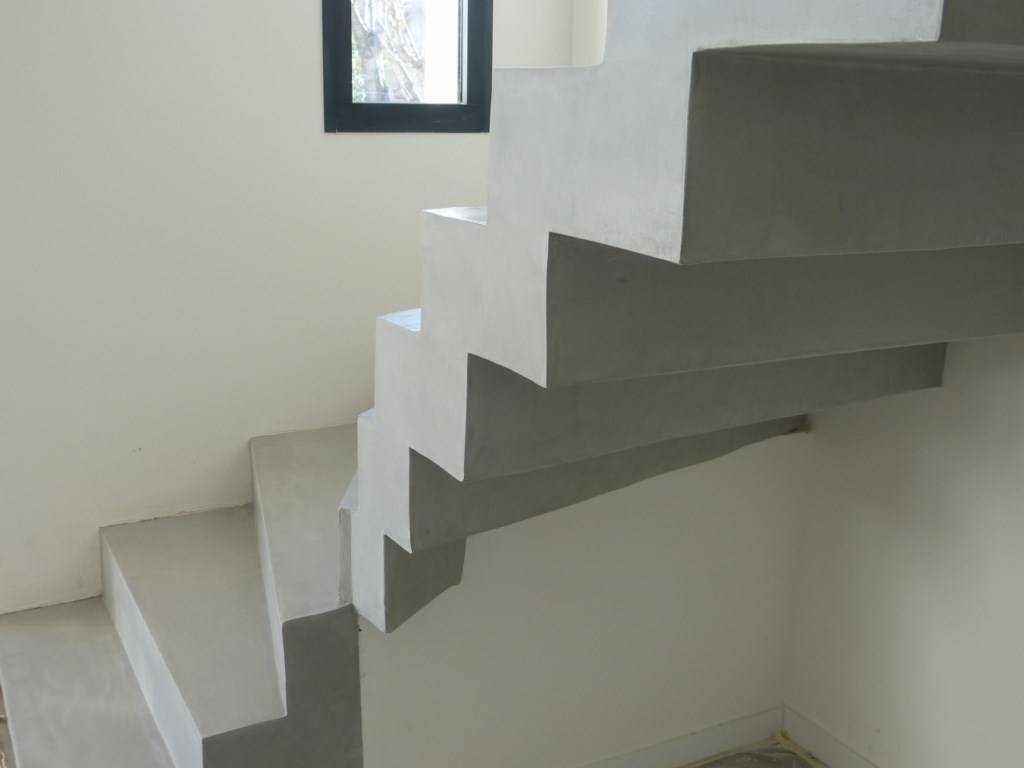 Création d'escalier en béton Carnas